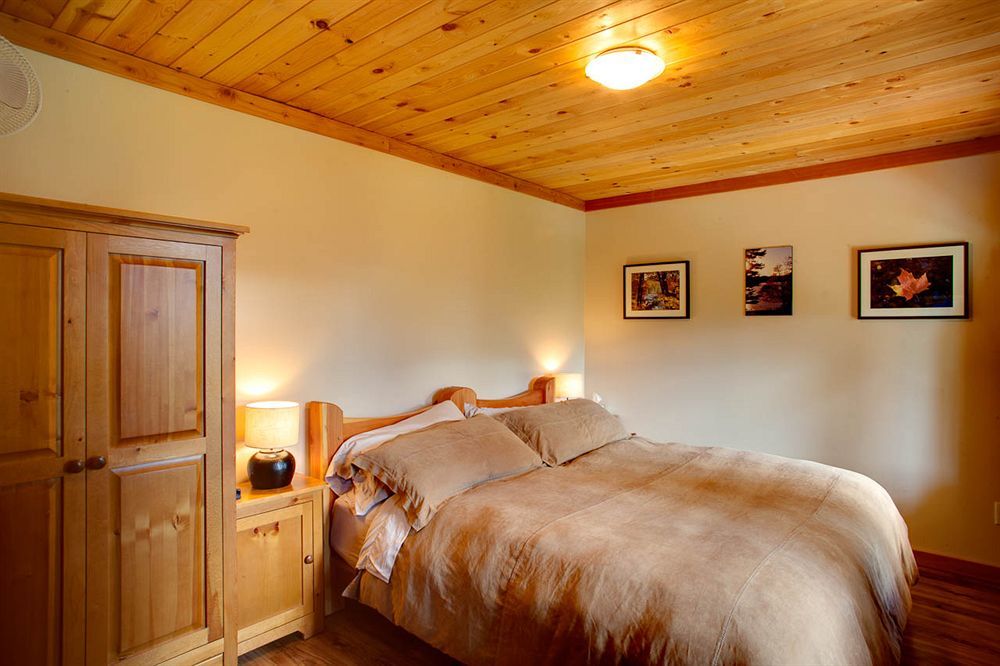 Mount 7 Lodges Golden Exterior foto
