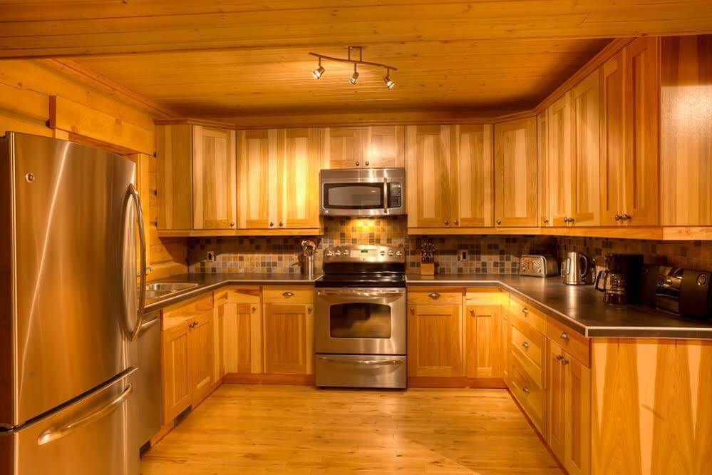 Mount 7 Lodges Golden Exterior foto