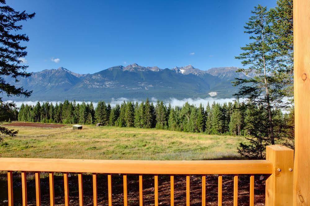 Mount 7 Lodges Golden Exterior foto